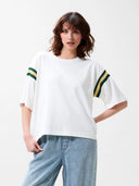 Off-white t-shirt met mouwdetail