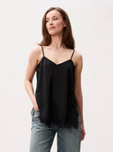 Zwarte lace top met spaghettibandjes