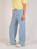 Lichtblauwe wide leg jeans faye