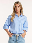 Lichtblauwe gestreepte blouse maureen