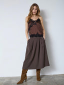 Donkerbruine top met kant iduncc lace top