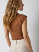 Mouwloze bruine top camillacc tee