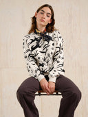 Ecru sweater met print ystad