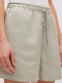 Beige shorts yoko