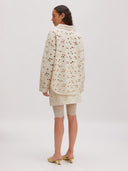 Beige blouse met broderie anisha