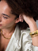 Bordeaux gemstone oorstekers (2cm)