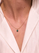 Fijn kettinkje met groen gemstone balletje