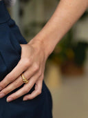 Goud gedraaide ring paris 18