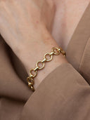 Grove ronde schakelarmband met textuur