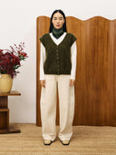 Donkergroen gilet kukicha