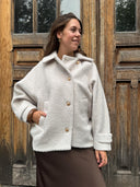 Korte oversized jas met knopen
