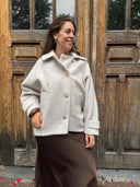 Korte oversized jas met knopen