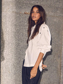 Witte top met afneembare mouwen button sleeve blouse