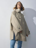 Beige trenchcoat tikka