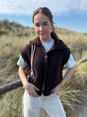 Handgebreid bruin gilet