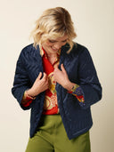 Blauwe jacket noor
