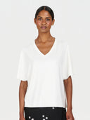 Wit modal t-shirt dhalia