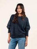 Donkerblauwe trui rose knit