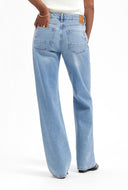 Lena loose worn blue lengte 32