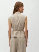 Beige gilet met ceintuur evelora-m