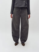 Donker grijze barrel jeans barina-m