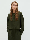 Donker groene satijnen blouse emele-m pine