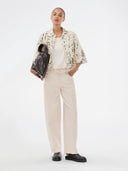 Creme barrel jeans unikamd