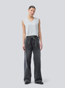 Donkergrijze isoldemd solid pants