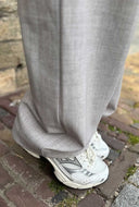 Lichtgrijze pantalon heartmd