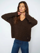 Bruine trui mmthora v-neck