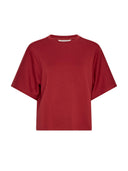 Rood t-shirt maelee