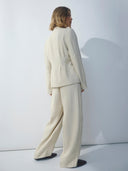 Creme pantalon met barrel fit esteriane