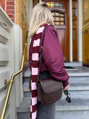 Roze gestreepte sjaal sennie