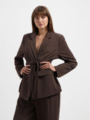 Bruine blazer bessie