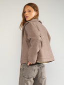 Beige wollen jacket nuklima