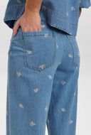 Jeans met bloemen nuibiza