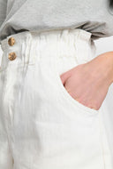Witte shorts nululu