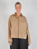 Camelkleurige katoenen blouse