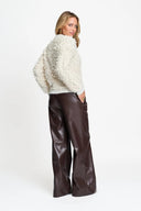 Beige bouclé trui