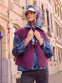 Blauwe blouse met bloemenpatroon