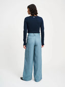 Licht blauwe bouclé broek