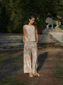 Beige top met embroidery