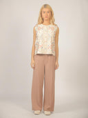 Beige top met embroidery