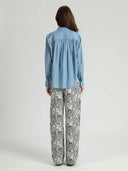 Lichtblauwe blouse tera