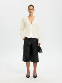 Creme getailleerd vest anemone