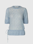 Lichtblauwe mohairmix top mayer