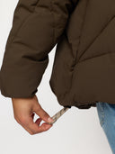 Bruine gewatteerde pufferjacket