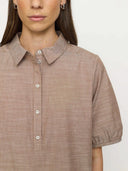 Lichtbruine blouse srebbi