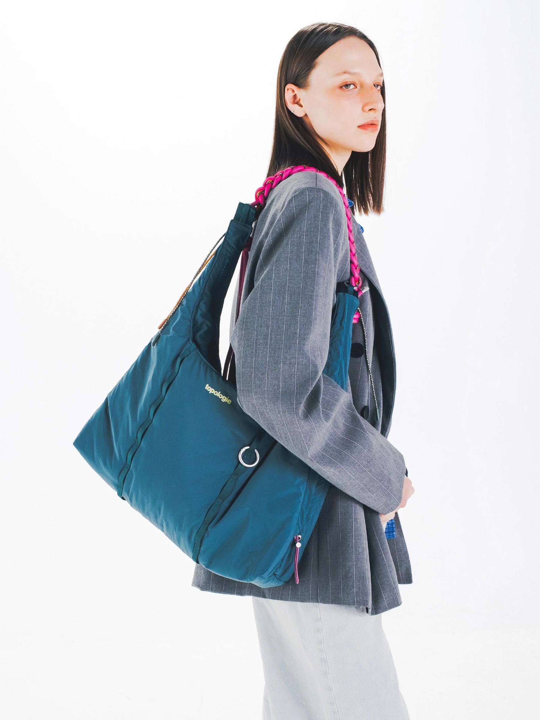 Blauwe tas cloud hobo medium – Tally-Ho